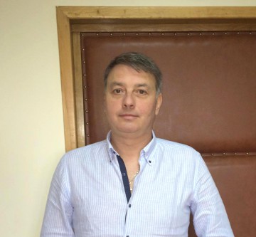 De la comuna unde se făceau nunţi în drum, dar nu existau utilităţi, la comuna unde fug orăşenii să-şi construiască vile. INTERVIU cu Florin Mitroi, primarul din Valu lui Traian